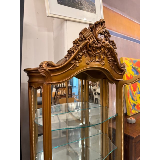 Louis XV Style Giltwood Curio Display Cabinet, 1970's For Sale In San Francisco - Image 6 of 14