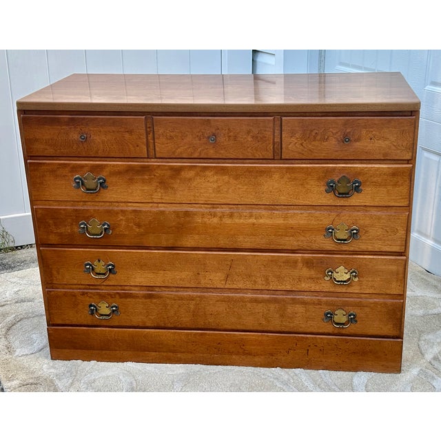 Ethan Allen Vtg. Ethan Allen Nutmeg American Style Three Drawer Maple Chest W/Mica Top For Sale - Image 4 of 15