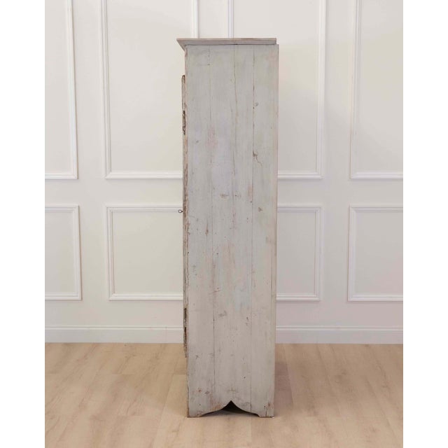 French 18th Century Painted Pine Cabinet For Sale In Atlanta - Image 6 of 8