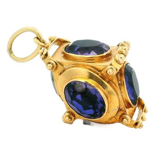 Vintage 18k Gold Rotating Amethyst Cube Charm Pendant For Sale