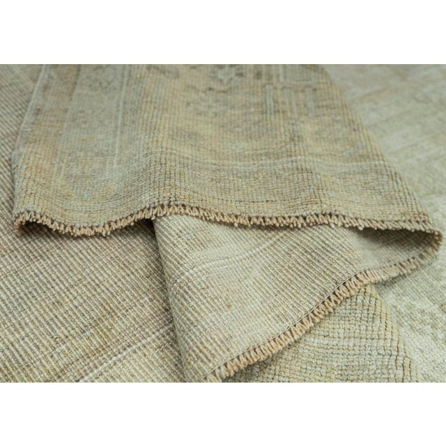 Turkish Vintage Rug 6'8" x 11'1" #20524 For Sale In Houston - Image 6 of 8