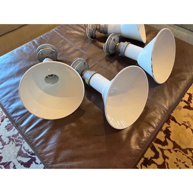 Industrial Stonco Vintage 1940s Metal Enamel Industrial Sign Lights For Sale - Image 3 of 10