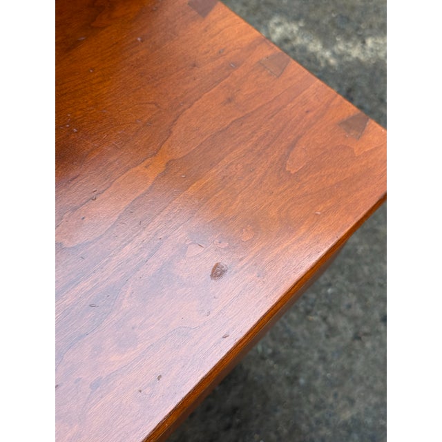 Willet Mid Century Modern Trans East Stepped Nightstands - A Pair For Sale - Image 11 of 11