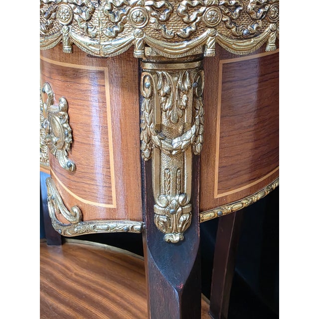 Mid-Century Louis XV Style End Table For Sale - Image 11 of 12