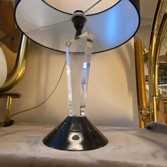 1980s Memphis Style Lucite Italian Table Lamp For Sale - Image 10 of 13