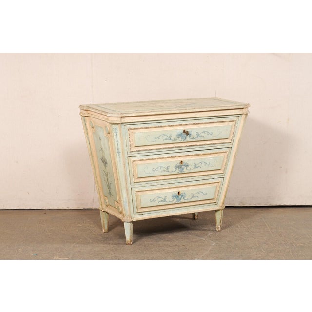 Italian Venetian Hand-Painted Tapering Chest, 1920s For Sale - Image 3 of 11