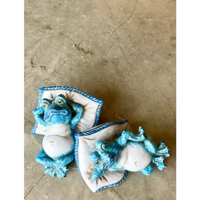 Mid 20th Century Vintage Italian Ceccarelli Hand Painted Frogs - a Pair For Sale - Image 5 of 8