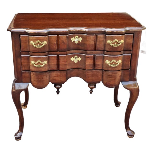 1980s Thomasville Collector's Cherry Silver Anniversary Blockfront Lowboy For Sale