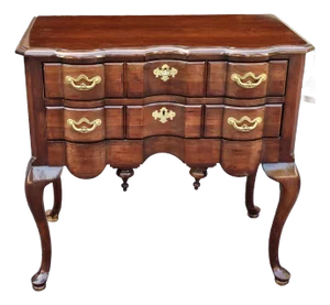 1980s Thomasville Collector's Cherry Silver Anniversary Blockfront Lowboy