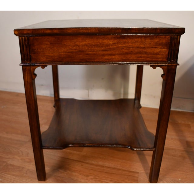 Wood 1930s Pair of English Regency Mahogany Green Leather Top Accent Side Tables For Sale - Image 7 of 18