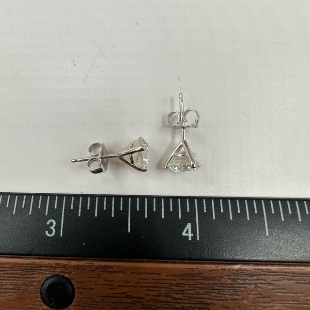 Diamond Stud Earrings in 14kt White Gold - 2ctw Gh I1 Round Diamonds, Martini, A Pair For Sale In New York - Image 6 of 6