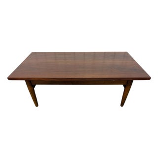 Mid-Century Modern Walnut Coffee Table - Refinished! For Sale