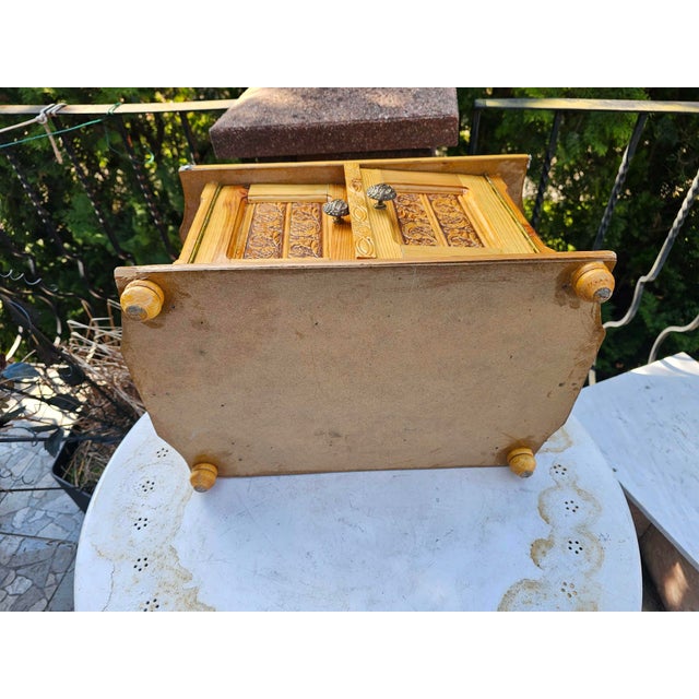 Wooden box for relics, kivot, tabernacle, carved, vintage, dimensions: height 29 cm, width 50 cm, depth 31.5 cm.