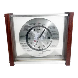 1960s Decorative Modern International Table Clock Verichron