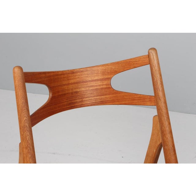 Hans J. Wegner Savbuk Ch-29 Dining Chairs attributed to Hans J. Wegner for Carl Hansen & Søn, Set of 2 For Sale - Image 3 of 9