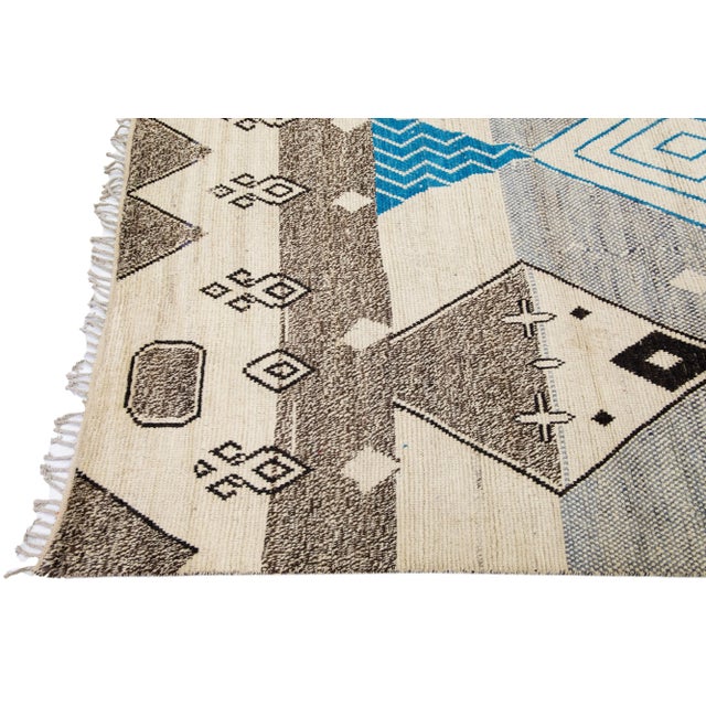 Modern Moroccan Style Beige Handmade Boho Wool Rug For Sale - Image 4 of 11