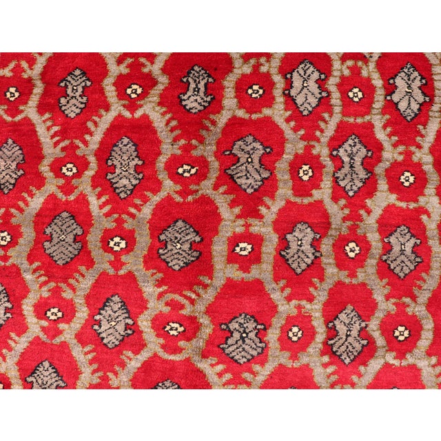 Vintage Turkish Tulu Rug With a Modern Design in Red Background For Sale - Image 9 of 13