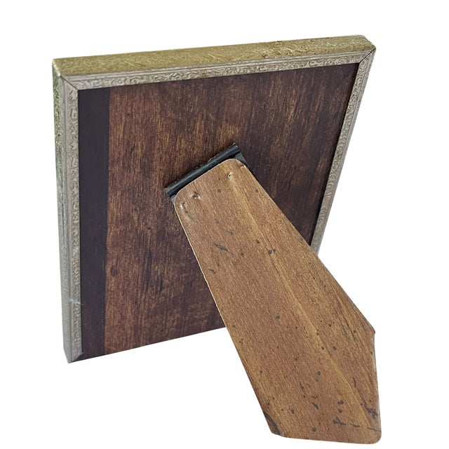 Ralph Lauren Vintage Silver Picture Frame for Oval 3"x4" Picture Ornate Repoussé Mat & Beaded Border For Sale - Image 4 of 9