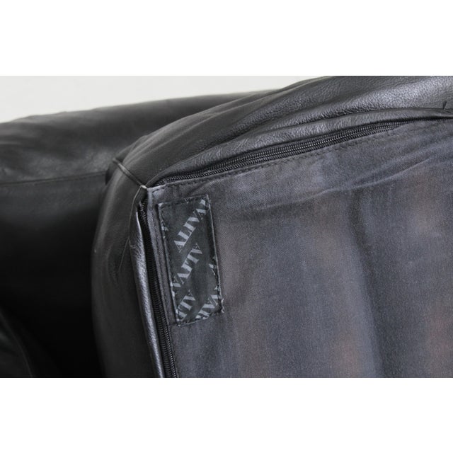 Black LC2 Two-Seater Sofas by Le Corbusier for Alivar, 1980s, Set of 2 For Sale - Image 8 of 15