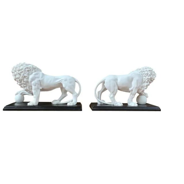 Marble Lion Gatekeeper Statues, Set of 2 For Sale - Image 5 of 8
