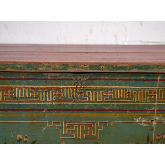 Antique Chinese Qing Dynasty Painted Dongbei Peony Trunk For Sale - Image 9 of 12