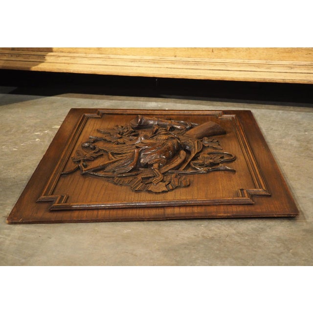 French Country Antique French Hunting Trophy Plaque in Carved and Waxed Oak, Late 1800s For Sale - Image 3 of 18