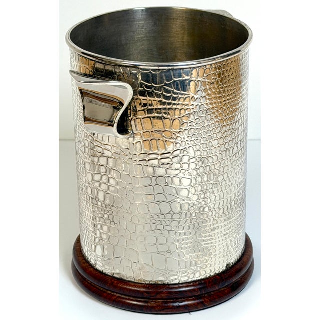 Early 20th Century Edwardian English Silver-Plate Alligator Skin Motif Wine Coaster on Wood Base For Sale - Image 4 of 10