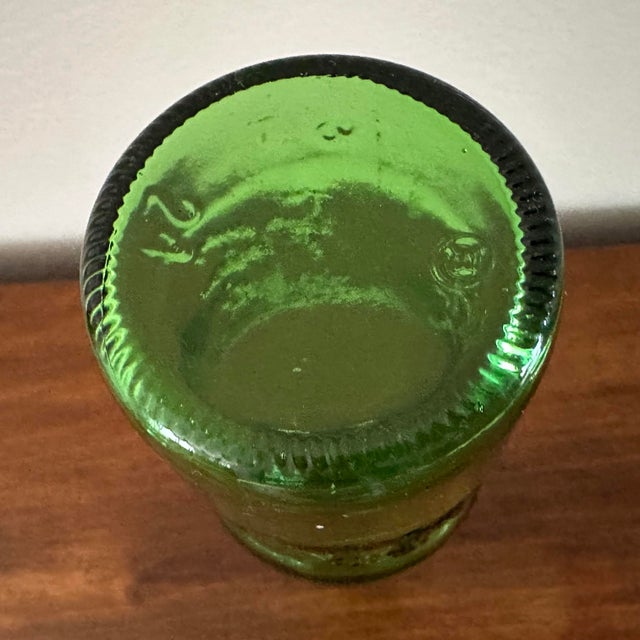 Traditional Vintage Early 20th Century Schweppes Green Glass Bottle Embossed With the Royal British Warrant Lion Crest For Sale - Image 3 of 13