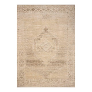 Chris Loves Julia x Loloi Palma Wheat / Taupe 2'-7" x 7'-6" Runner Rug For Sale