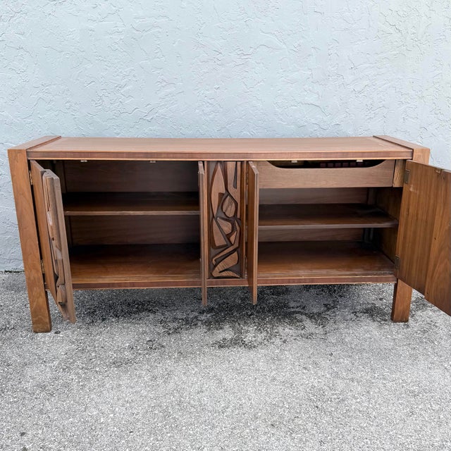 Mid Century Brutalist Credenza by United Furniture Corporation For Sale - Image 10 of 10