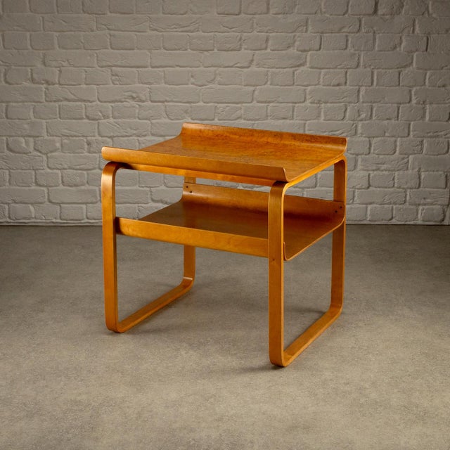 Mid-Century Modern Model 915 Table in Karelian Birch by Alvar Aalto, Finland, 1930s For Sale - Image 3 of 18