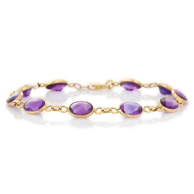 Boho Chic French Stackable 17 Ct Amethyst Chain Bracelet in 18k Yellow Gold For Sale - Image 3 of 10