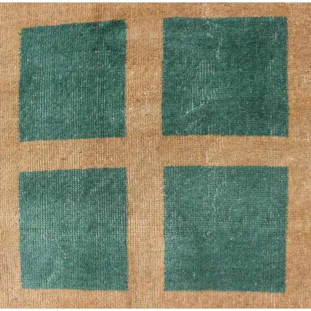 Textile Mid 20th Century Green and Yellow Minimalist Mid-Century Modern Design Turkish Rug For Sale - Image 7 of 12