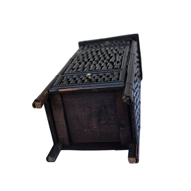 Wood 1990s Tall Japandi Split-Reed Tansu Chest | Japan Minimalism Bamboo Slat Vertical Cabinet – 1990s For Sale - Image 7 of 10