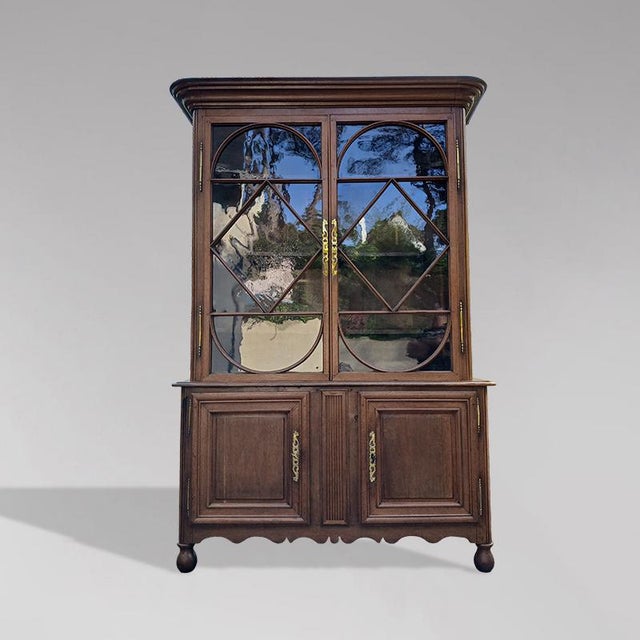 Display Cabinet in Oak For Sale - Image 9 of 9