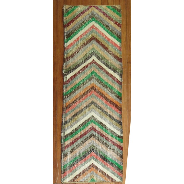 20thC Funky Mid-Century Modern Turkish Deco Runner - 1'9" x 5'7" For Sale In New York - Image 6 of 6