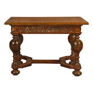 English 19th Century Oak Table with Carved Apron and Turned Baluster Legs For Sale