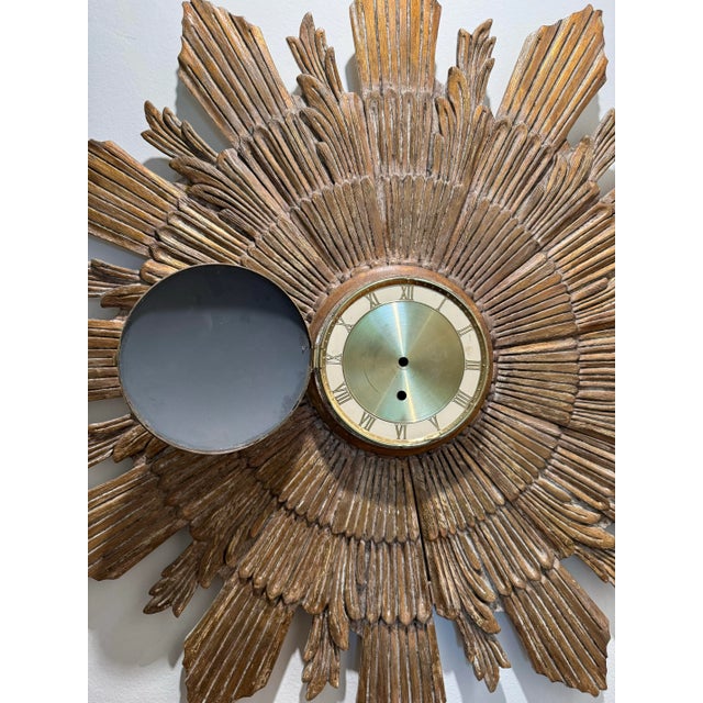 Round Mirror : Mid- Century Vintage Sunburst Gold Gilt Wood Mirror With Hidden Clock For Sale In Los Angeles - Image 6 of 7