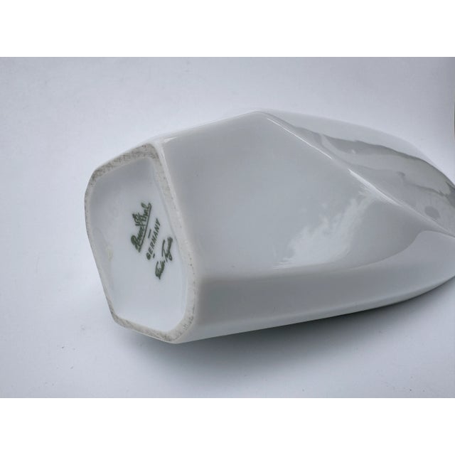 This is an item from the famous and award-winning 'Rosenthal Studio Line'. Under this label, Rosenthal has been working...