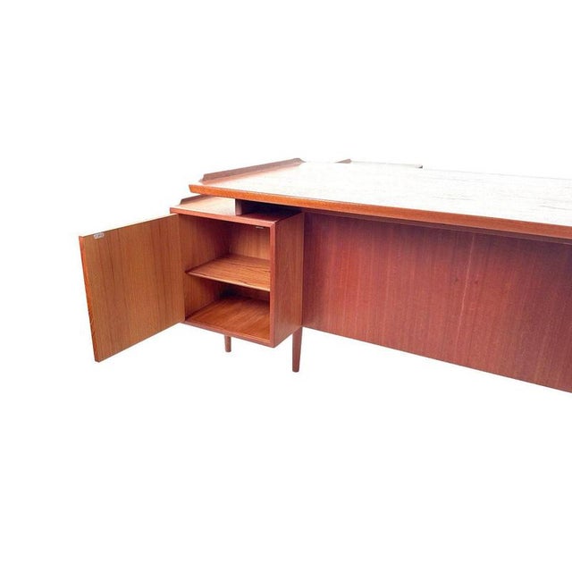 Model 209 Executive Desk by Arne Vodder for Sibast, 1970 For Sale - Image 14 of 16