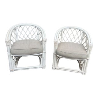 Mid 20th Century Vintage White Wicker Barrel Chairs, Attributed to Ficks Reed, a Pair For Sale