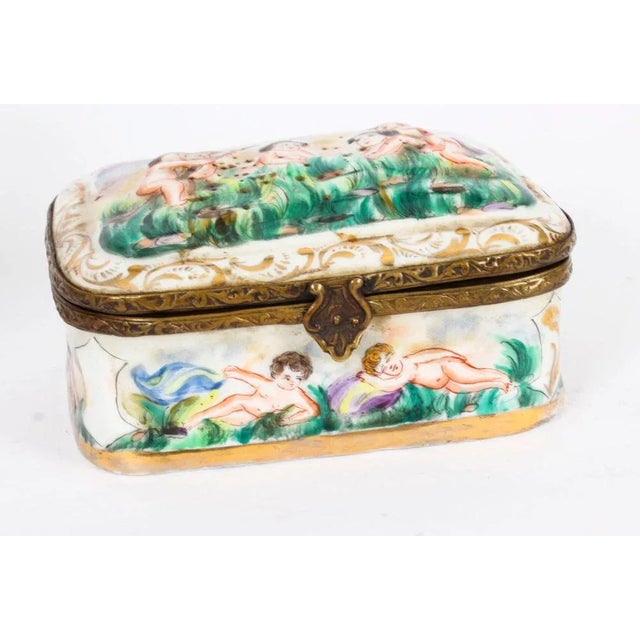 Antique Italian Capodimonte Porcelain Box, 19th Century For Sale - Image 11 of 18
