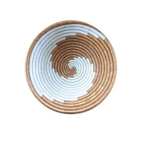 African Rwanda Woven Sweet Grass and Sisal Wall Hanging Basket in Tan & White Swirl For Sale In Dallas - Image 6 of 6