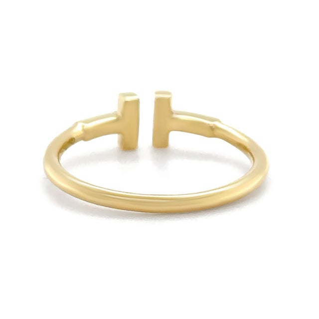 Contemporary Tiffany & Co. 18ct Yellow Gold T Wire Ring 3.41g, Size 6.25 For Sale - Image 3 of 6