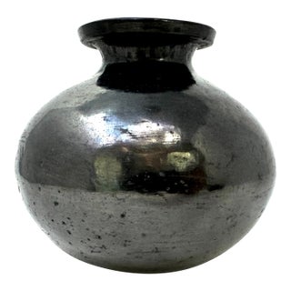 Doña Rosa Barro Negro Vase From Oaxaca, Mexico, Signed - 5.8" H X 6.5" Diam. For Sale