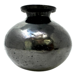 Doña Rosa Barro Negro Vase From Oaxaca, Mexico, Signed - 5.8" H X 6.5" Diam.