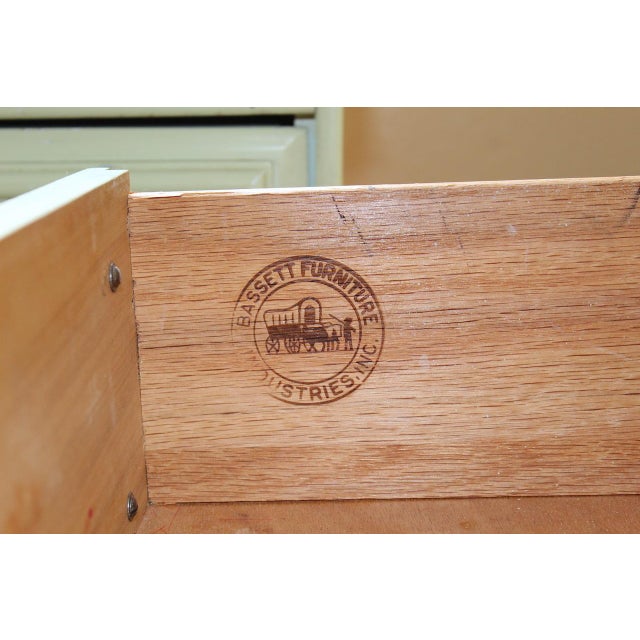 Rare Vintage Bassett Mid-Century Modern Student Desk & Dresser Set in Moss Green - Original Finish For Sale - Image 15 of 18