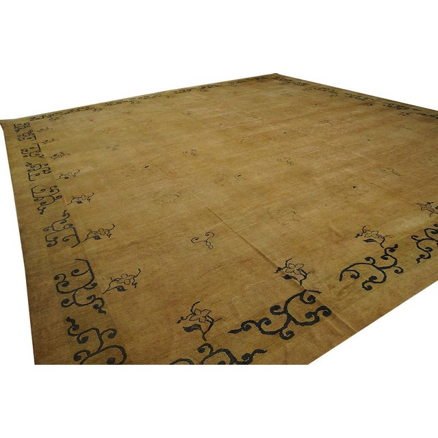 Early 20th Century Beautiful Genuine Antique Chinese Mongolian Rug Decorated With Simple Folitate Pattern For Sale - Image 5 of 7
