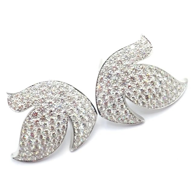 Metal Cartier Colombe De La Paix Dove of Peace Diamond White Gold Earrings, A Pair For Sale - Image 7 of 13