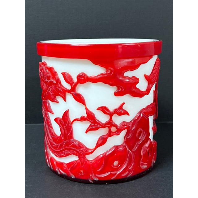 Chinese Art Peking Glass Overlay Brush Pot With Phoenix Bird and Floral Design For Sale - Image 12 of 12